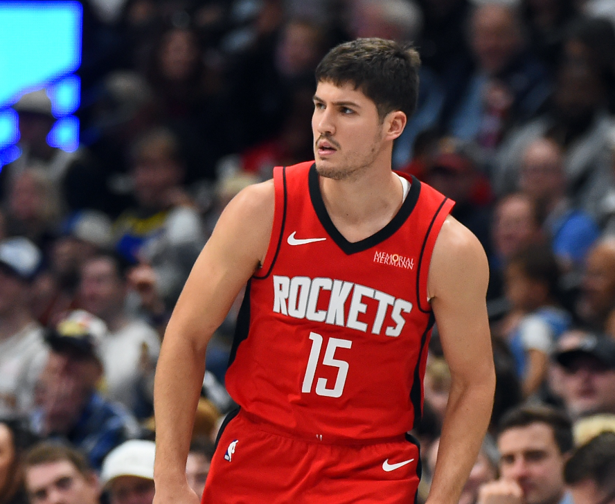 必一运动登录入口-火箭111-106马刺 球员评价：4人优秀，5人及格