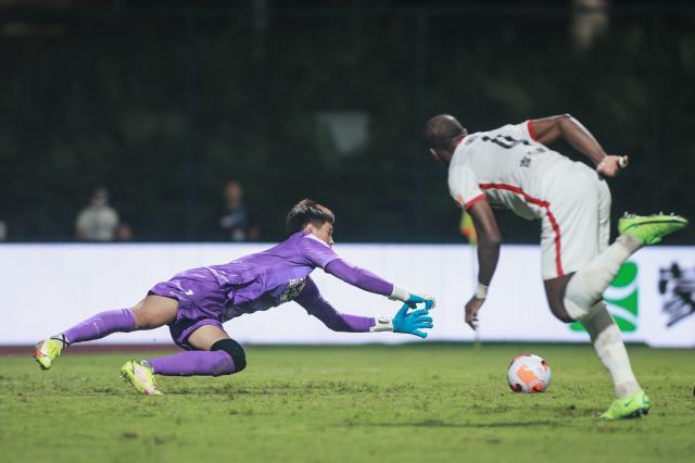 必一运动官网-亚泰门将复制卡里乌斯 职业生涯或就此终结？