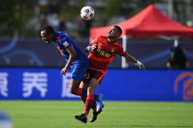 必一运动登录入口-【中超】曹赟定失良机 上海申花0比0闷平河北队