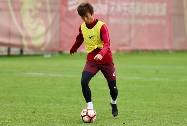 【幕后】尹鸿博重回国足不再柔弱 名医助他更有劲儿