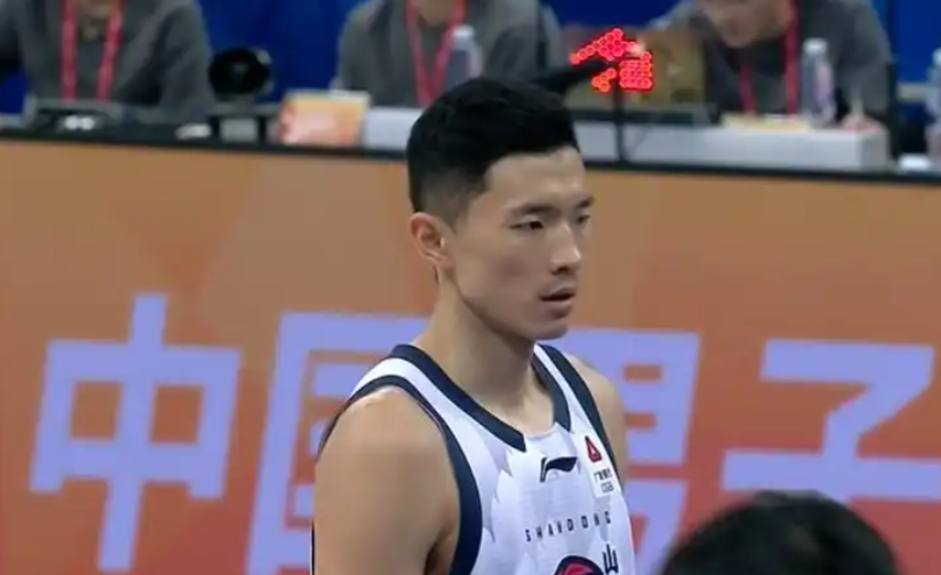 必一运动官方下载-山东男篮消息：双外援备选，韦瑟斯庞成小外猎物，全力追逐范子铭